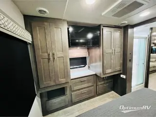 2021 Forest River Georgetown 5 Series 31L5 RV Photo 4