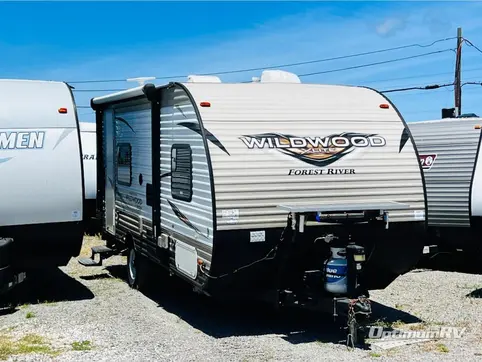 Used 2018 Forest River RV Wildwood FSX 180RT Featured Photo