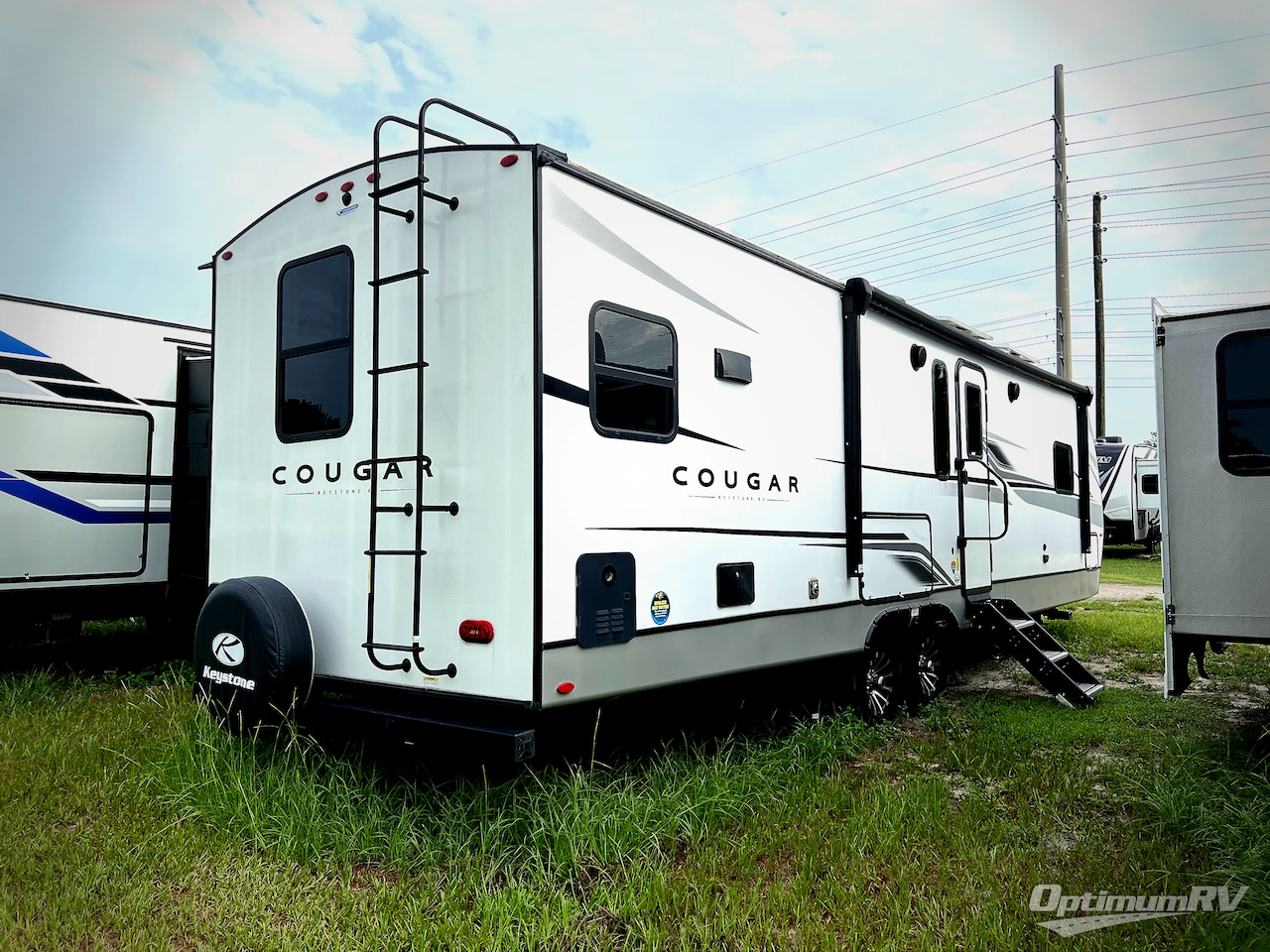 2024 Keystone Cougar Half-Ton 30RKD Photo 3