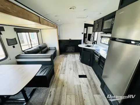 2022 Keystone Springdale 282BH RV Photo 3