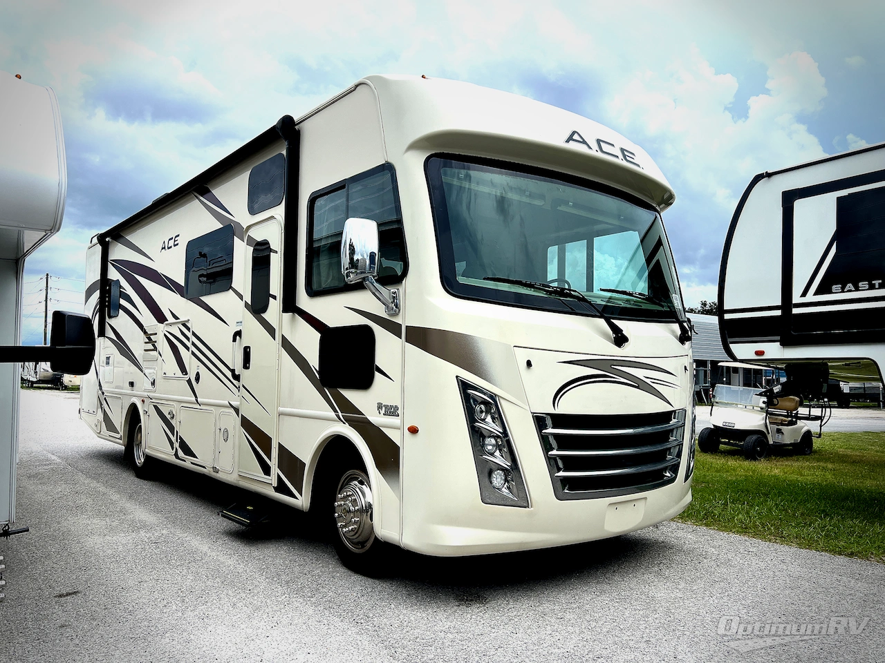2019 Thor ACE 30.3 Photo 1