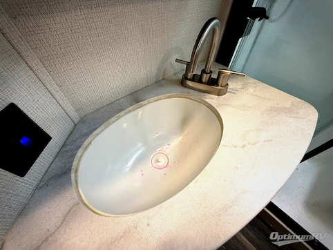 2023 Keystone Cougar Half-Ton 24RDS RV Photo 4