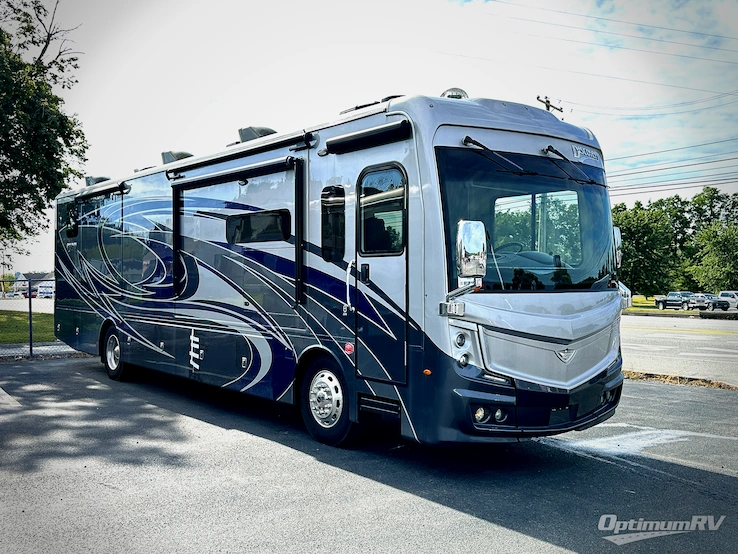 2022 Fleetwood Discovery 38K RV Photo 1