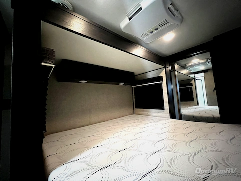 2022 Jayco Jay Flight 34RSBS RV Photo 4