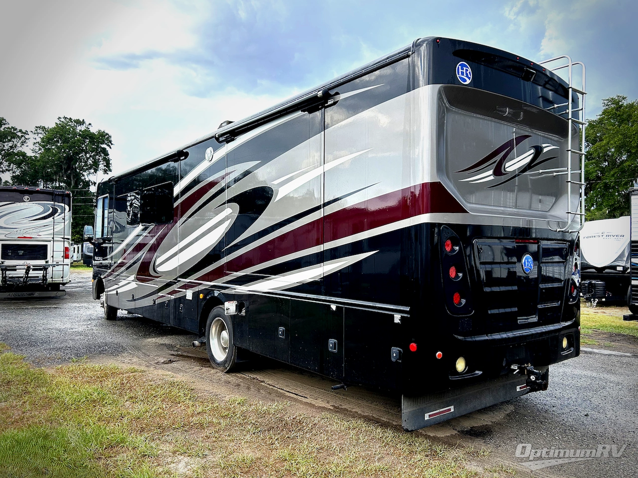 2017 Holiday Rambler Vacationer 36Y Photo 3
