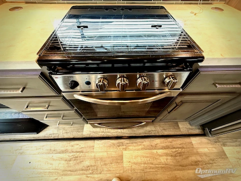 2021 Keystone Montana 3121RL RV Photo 3