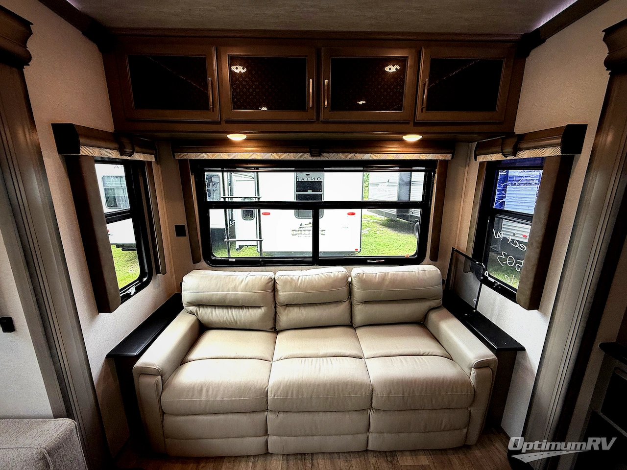 2021 Keystone Montana 3121RL Photo 8