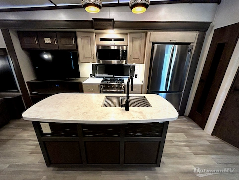 2022 Alliance Paradigm 370FB RV Photo 2