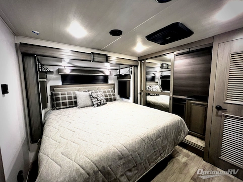 2022 Keystone Montana 3791RD RV Photo 4