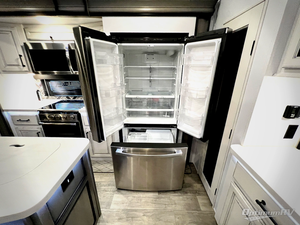 2022 Keystone Montana 3791RD Photo 14