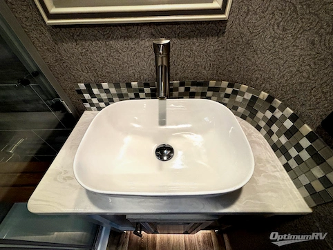 2022 Jayco North Point 310RLTS RV Photo 3