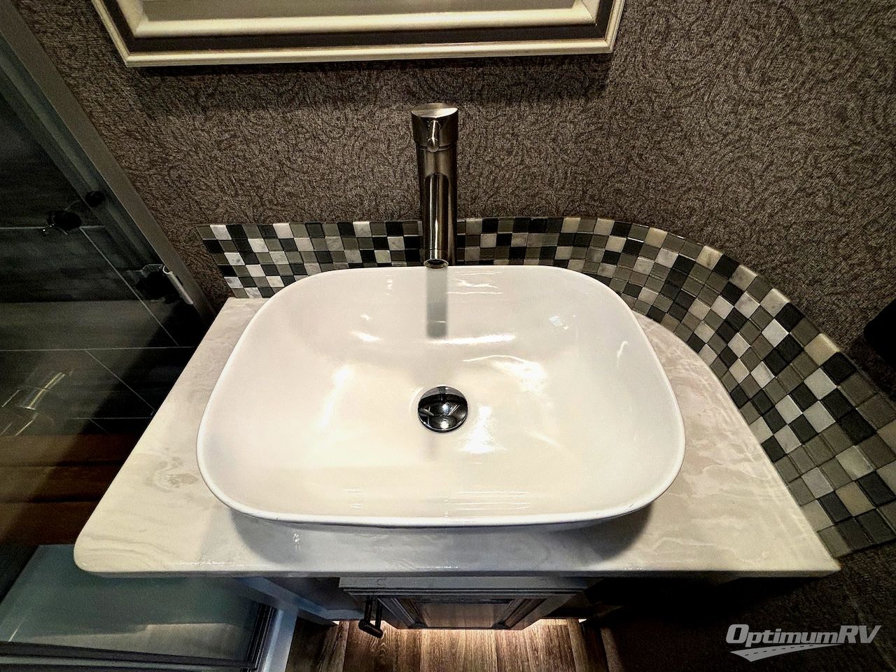 2022 Jayco North Point 310RLTS Photo 9