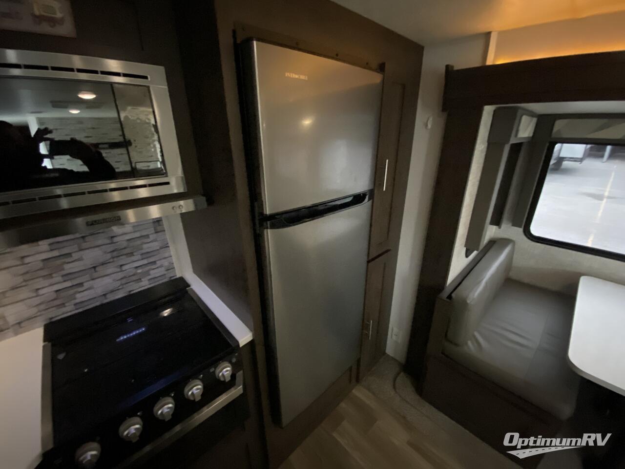 2019 Forest River Wildwood 27RKS Photo 13