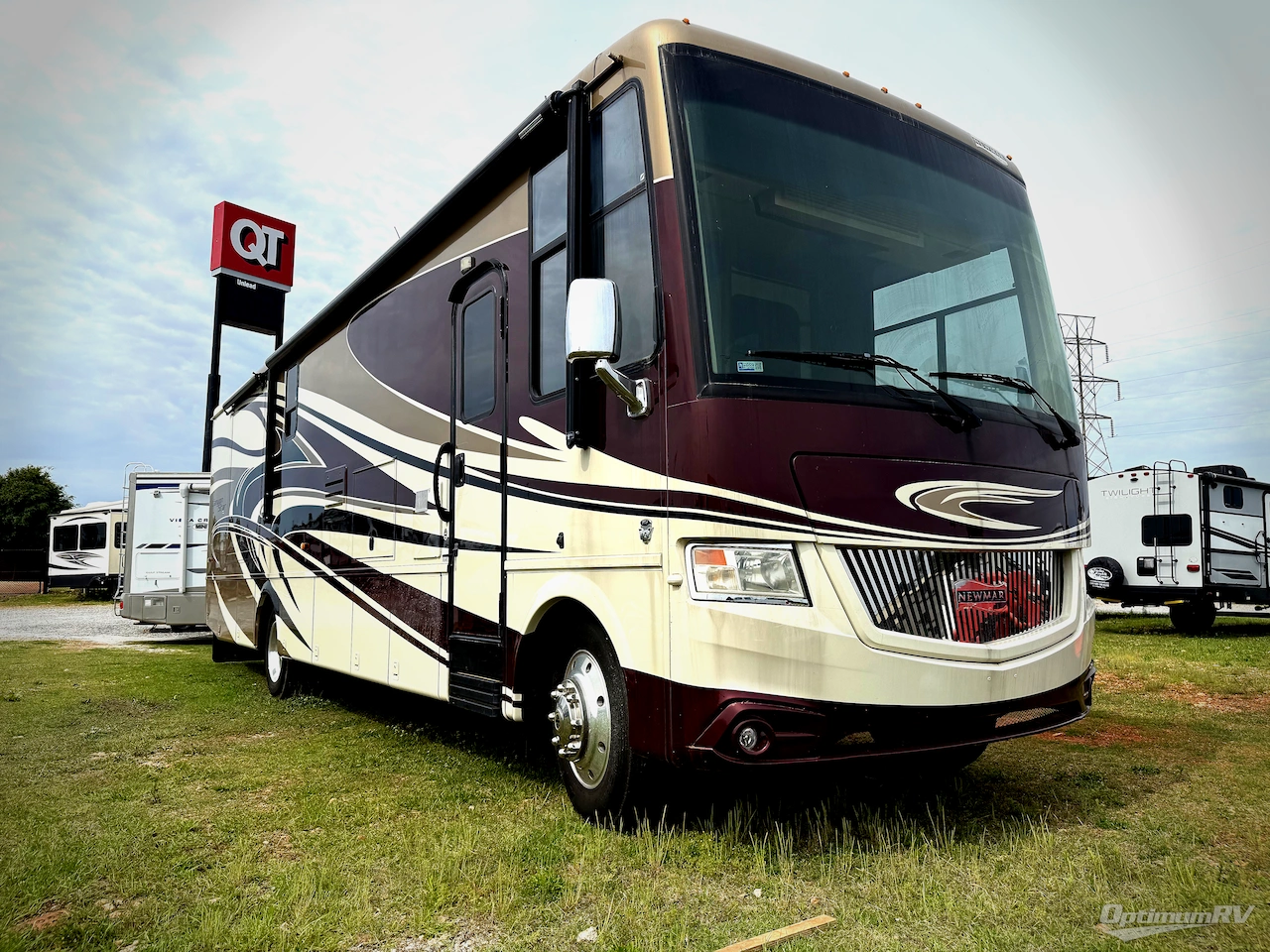 2014 Newmar Canyon Star 3610 Photo 1