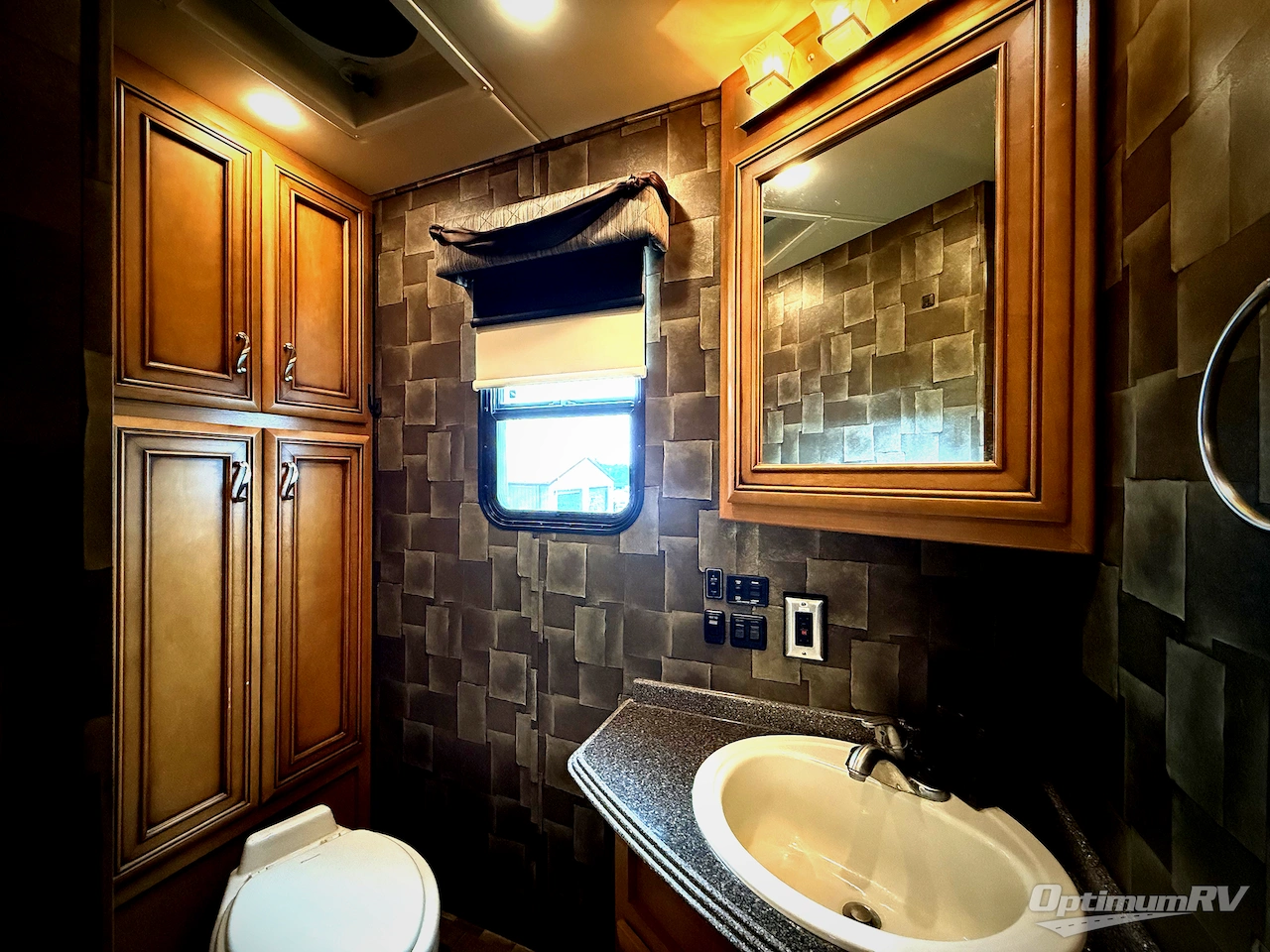 2014 Newmar Canyon Star 3610 Photo 13