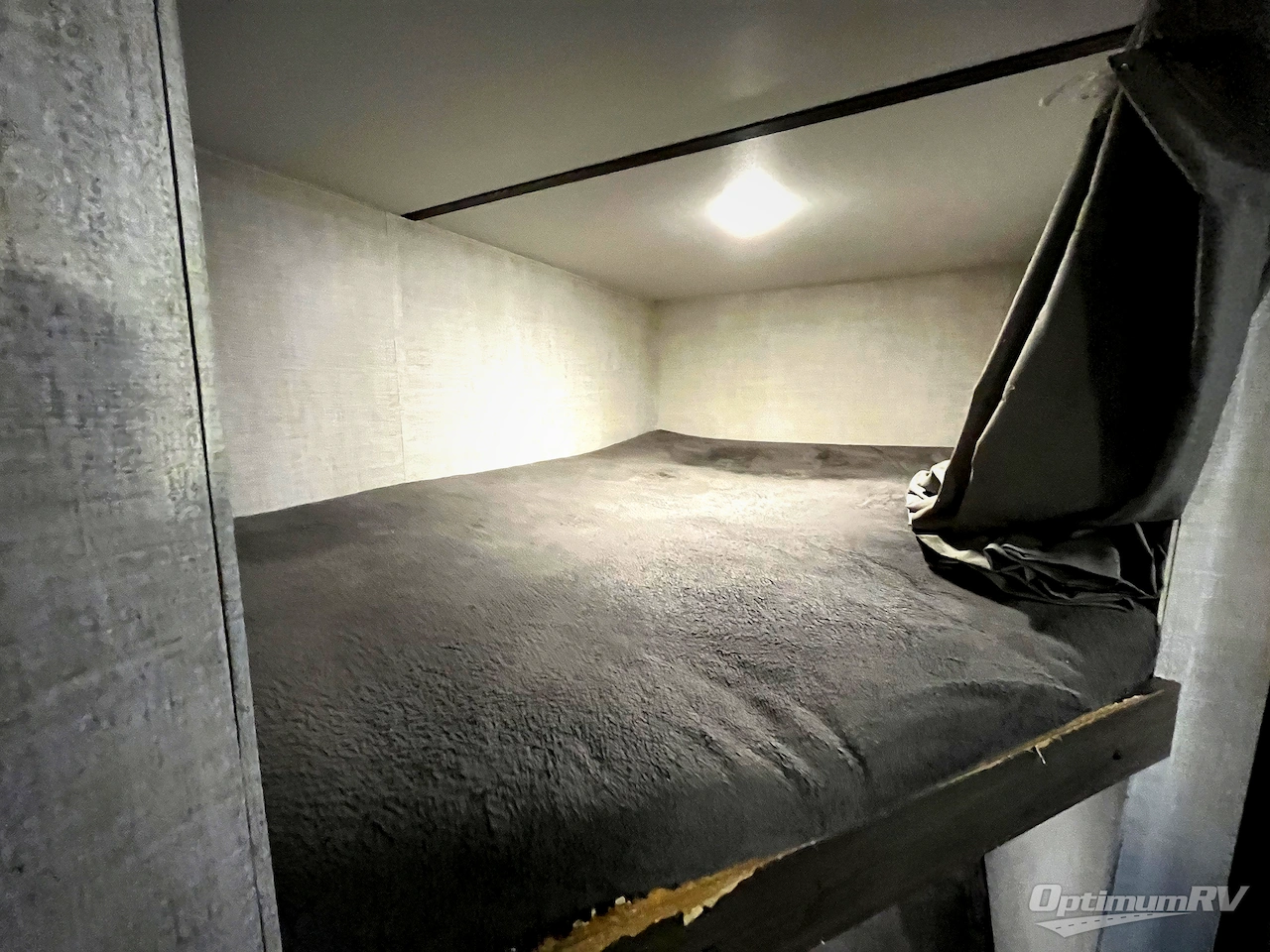 2022 Gulf Stream Kingsport Ultra Lite 248BH Photo 14