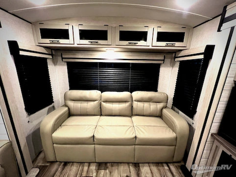 2024 CrossRoads Sunset Trail SS330SI RV Photo 2