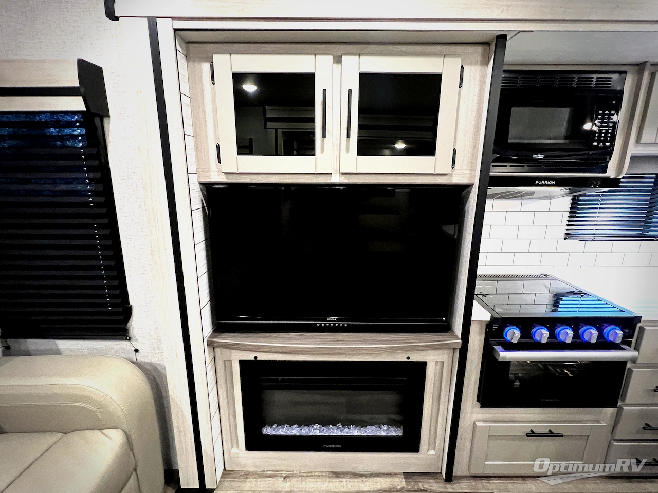 2024 CrossRoads Sunset Trail SS330SI Photo 14