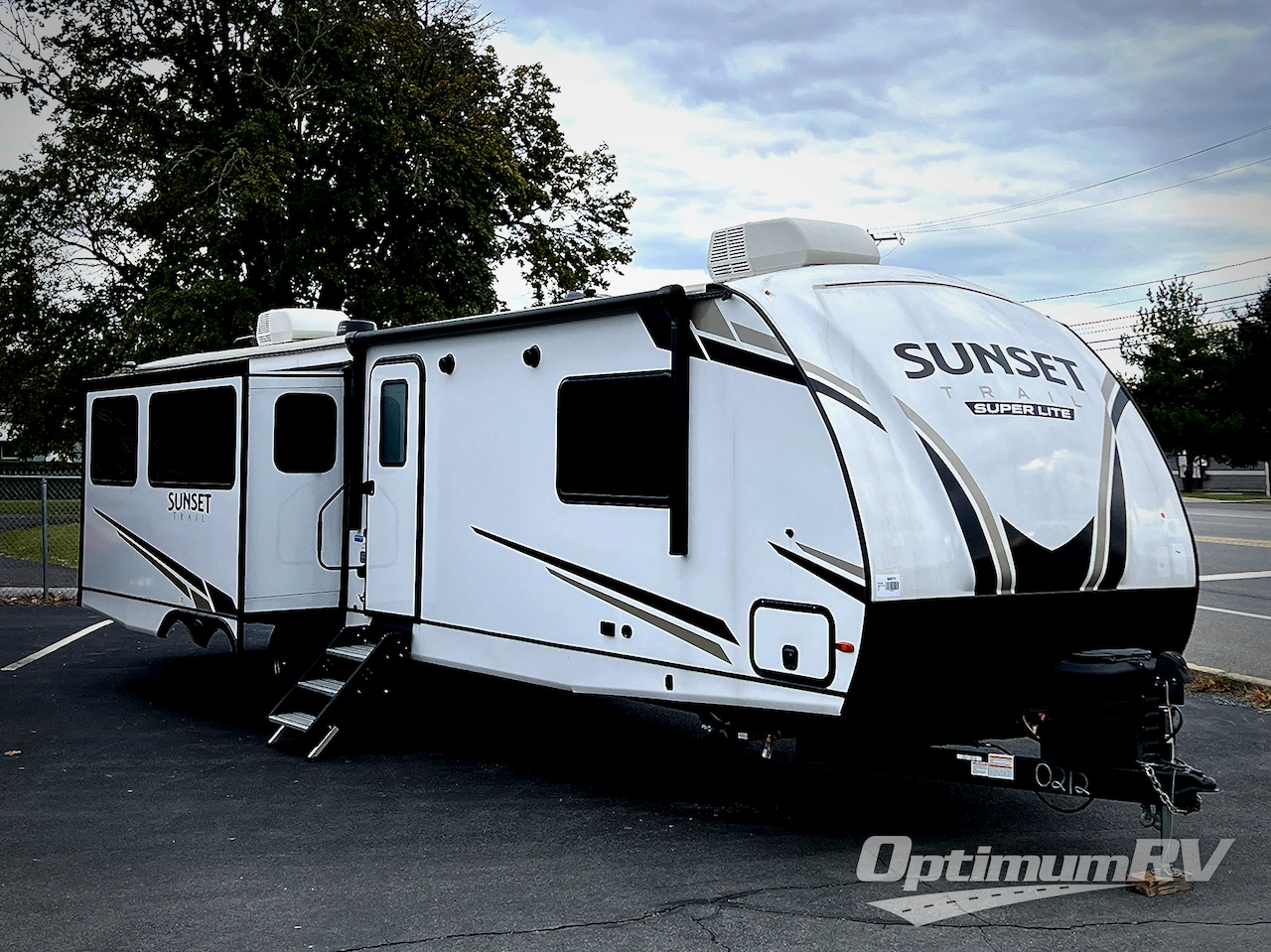 2024 CrossRoads Sunset Trail SS330SI Photo 1