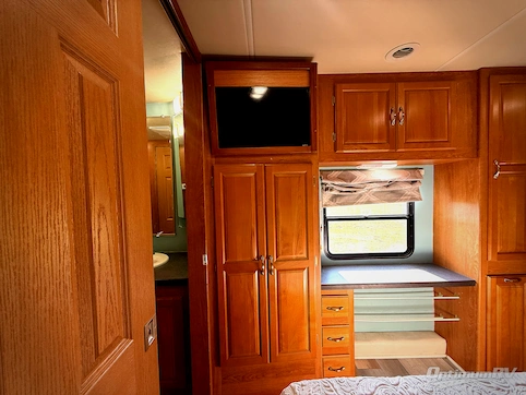 2005 Coachmen Epic 3180DS RV Floorplan Photo