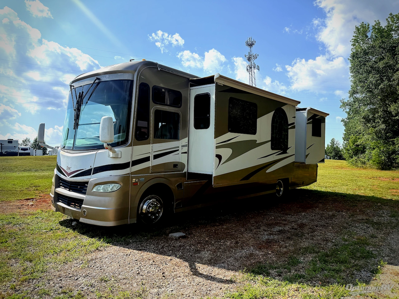 2005 Coachmen Epic 3180DS Photo 4
