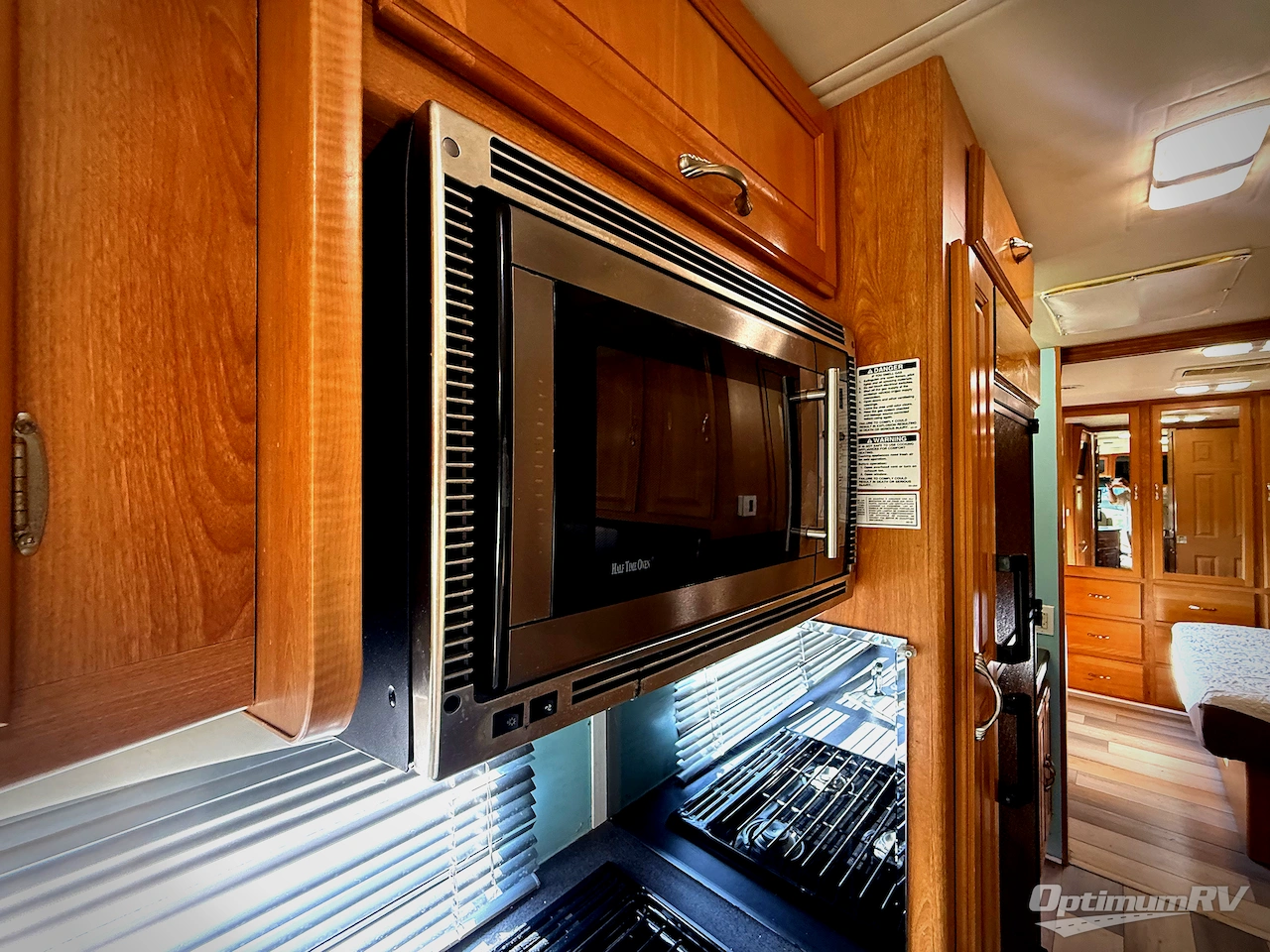 2005 Coachmen Epic 3180DS Photo 17