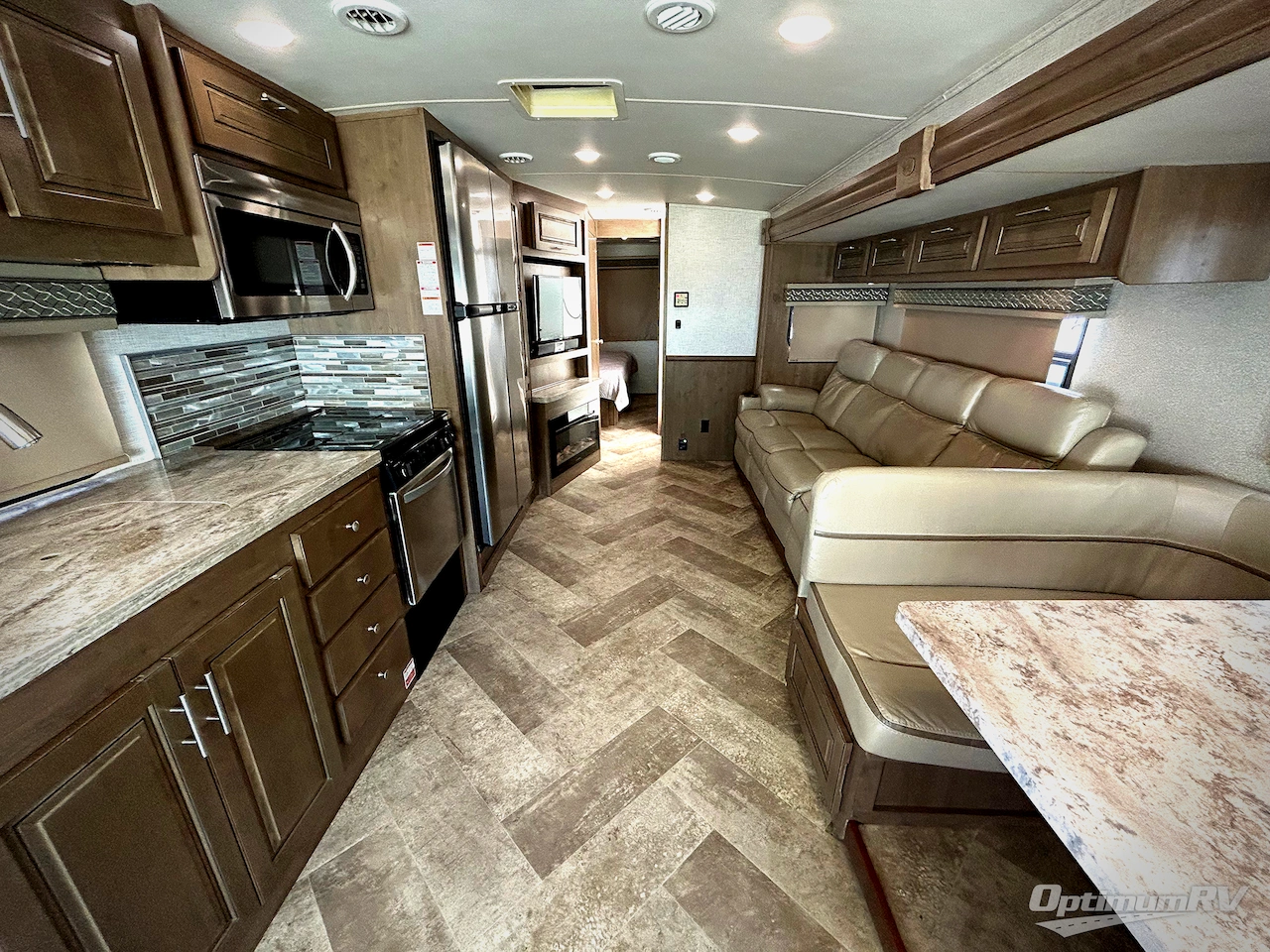 2019 Forest River Georgetown 5 Series 31L5 Photo 4