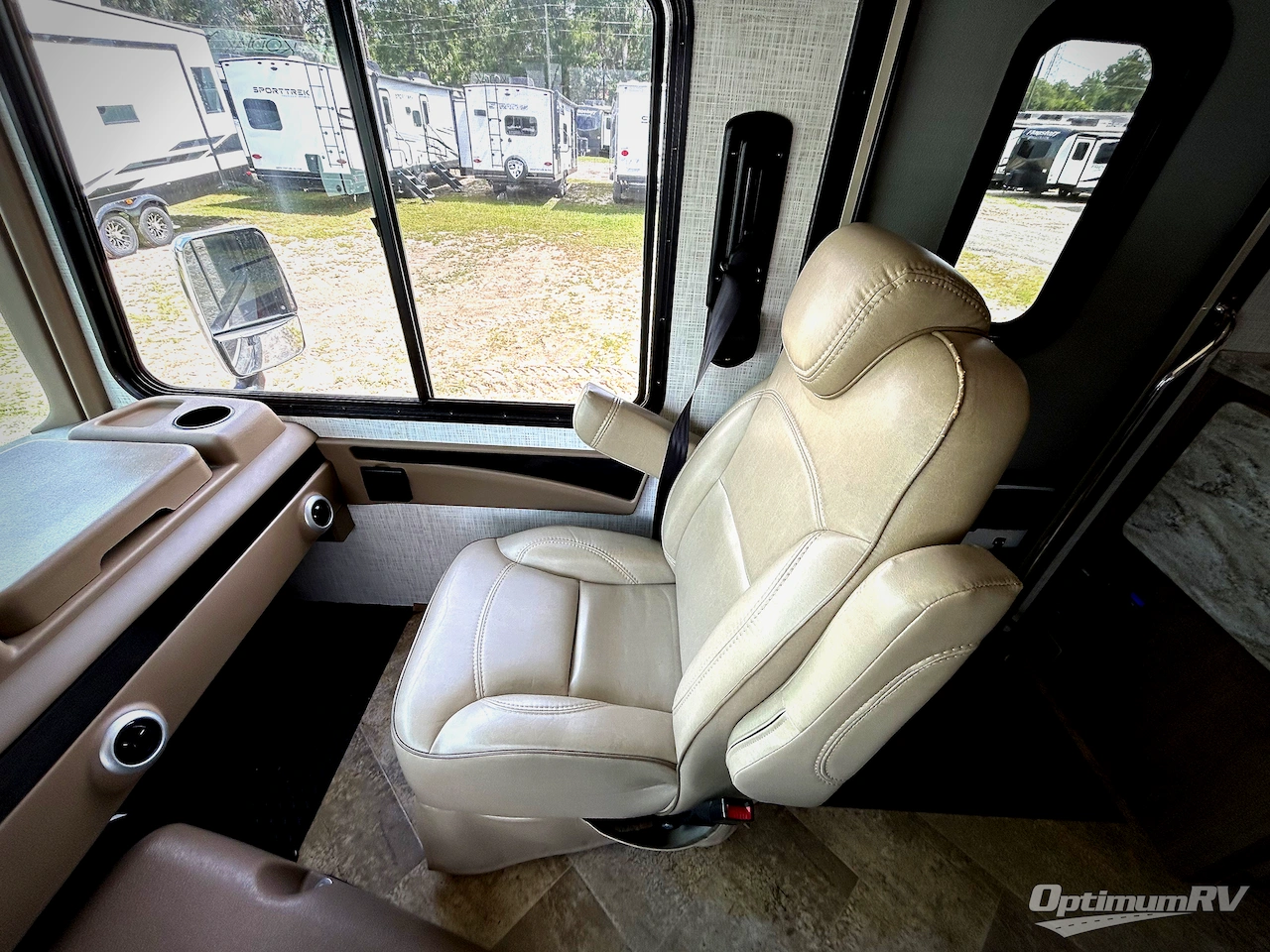 2019 Forest River Georgetown 5 Series 31L5 Photo 9