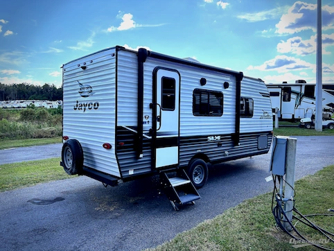 2023 Jayco Jay Flight SLX 195RB RV Photo 3