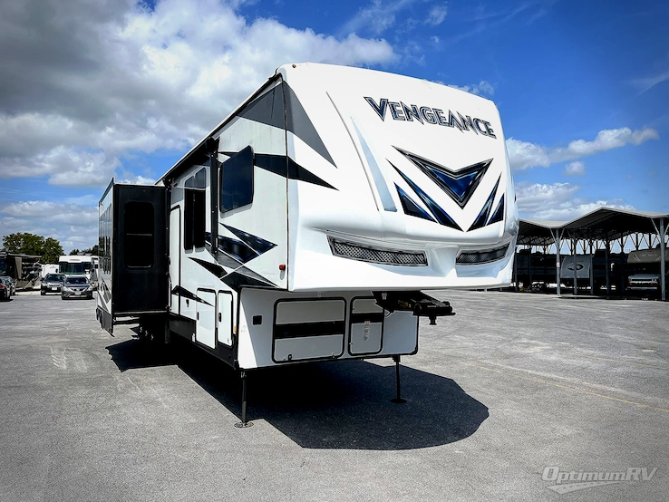 2019 Forest River Vengeance Touring Edition 381L12-6 RV Photo 1