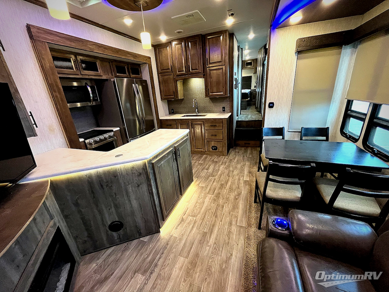 2019 Forest River Vengeance Touring Edition 381L12-6 Photo 8