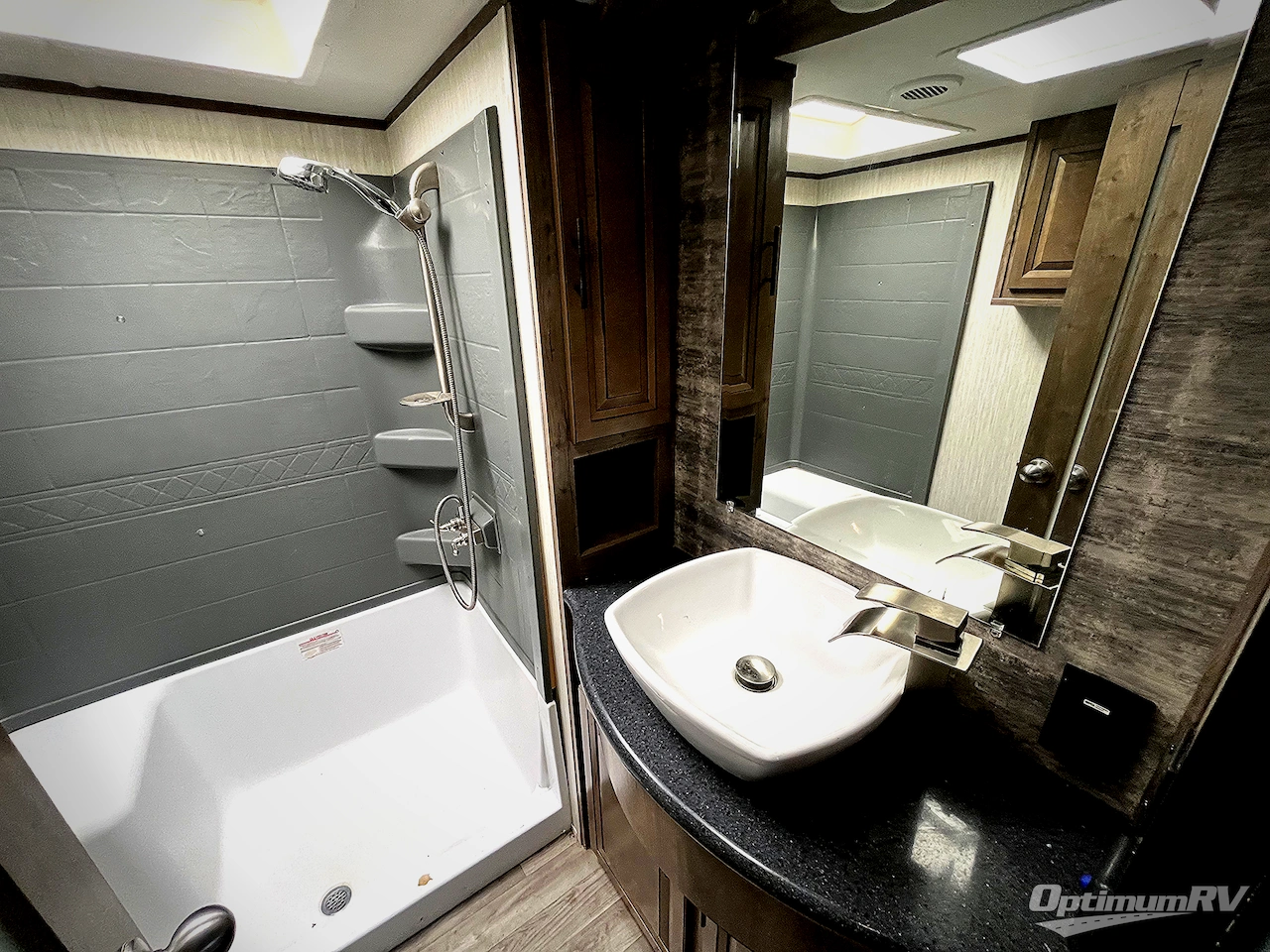 2019 Forest River Vengeance Touring Edition 381L12-6 Photo 21