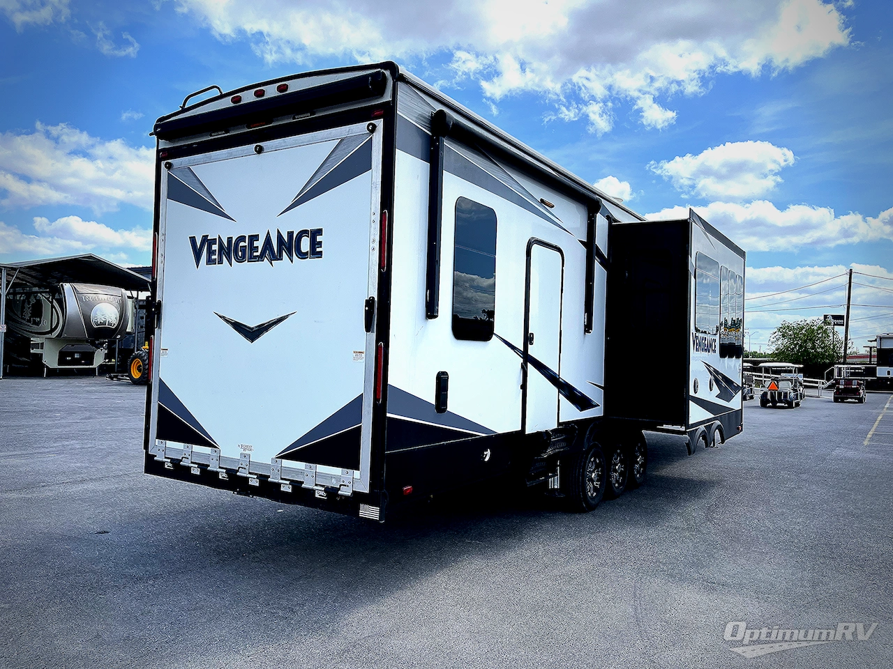 2019 Forest River Vengeance Touring Edition 381L12-6 Photo 2