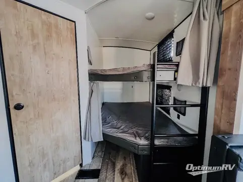 2022 Keystone Springdale 282BH RV Photo 4