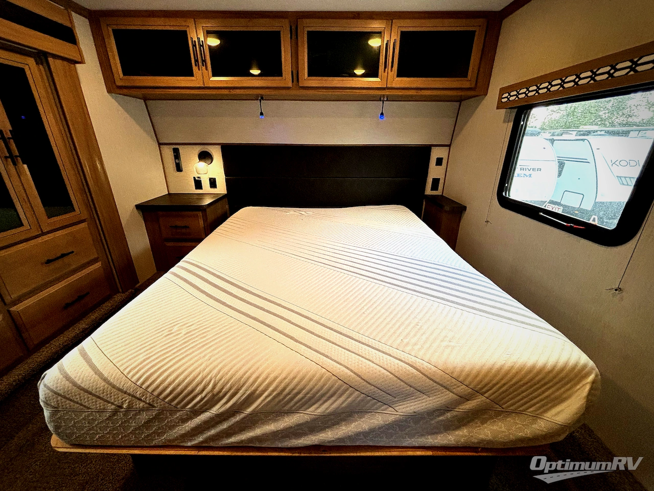 2023 Forest River Vengeance Rogue Armored VGF4007G2 Photo 9