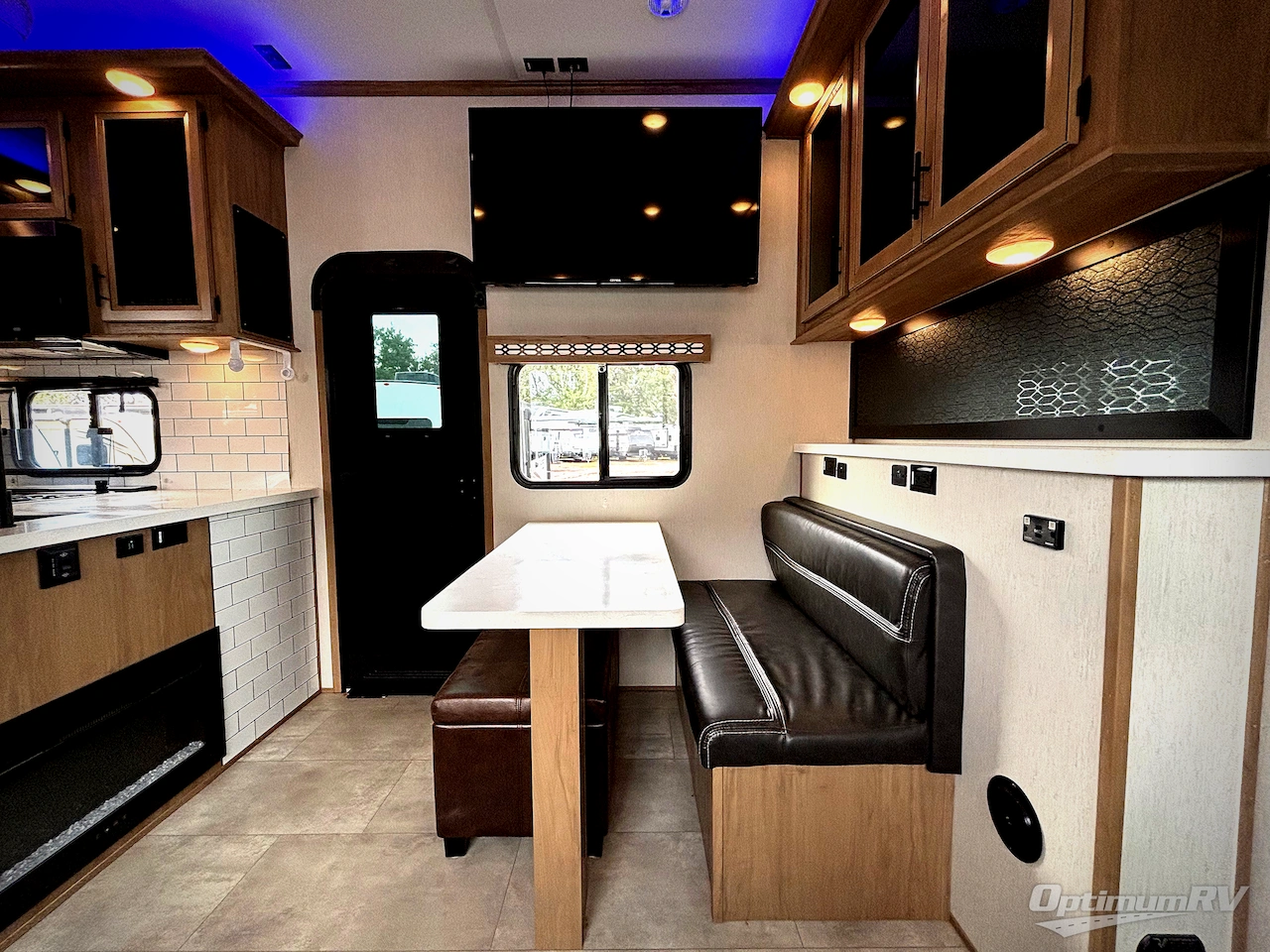 2023 Forest River Vengeance Rogue Armored VGF4007G2 Photo 17