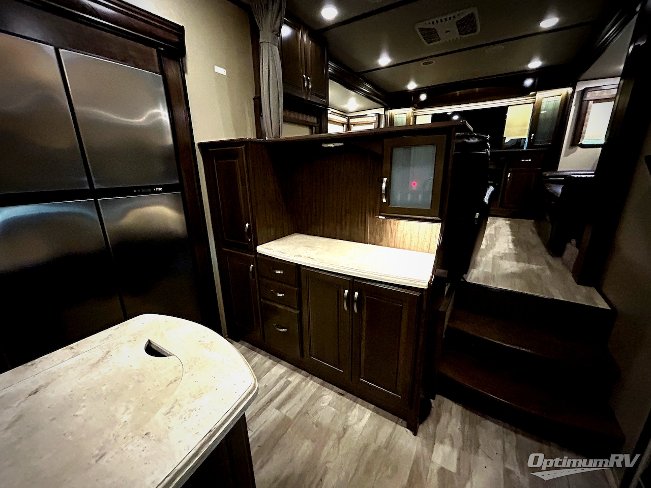 2019 Grand Design Solitude 380FL Photo 13