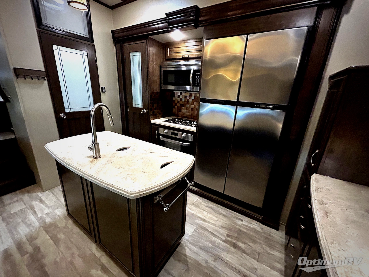 2019 Grand Design Solitude 380FL Photo 14