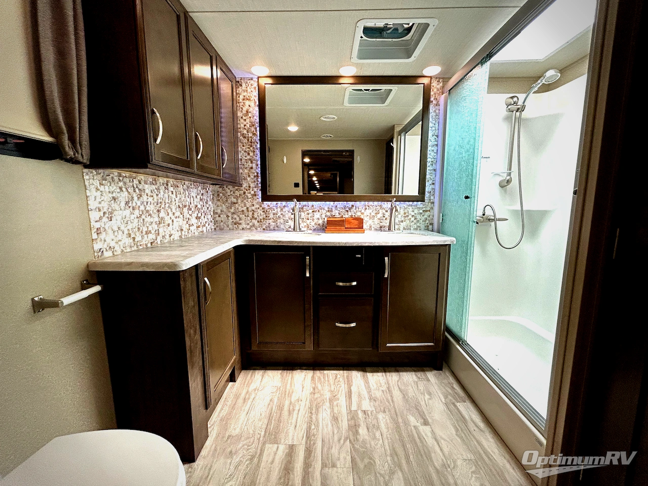 2019 Grand Design Solitude 380FL Photo 21