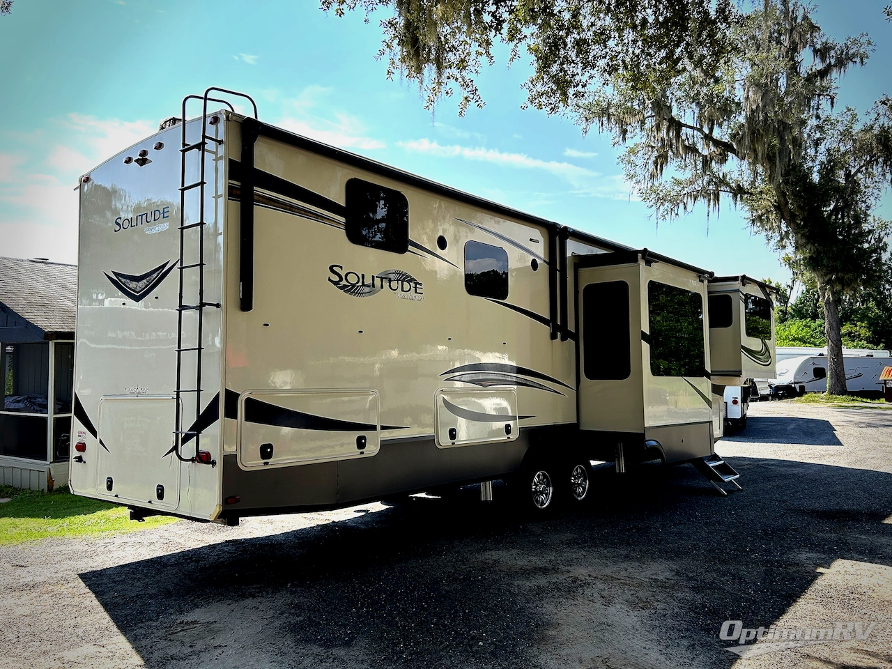 2019 Grand Design Solitude 380FL Photo 2