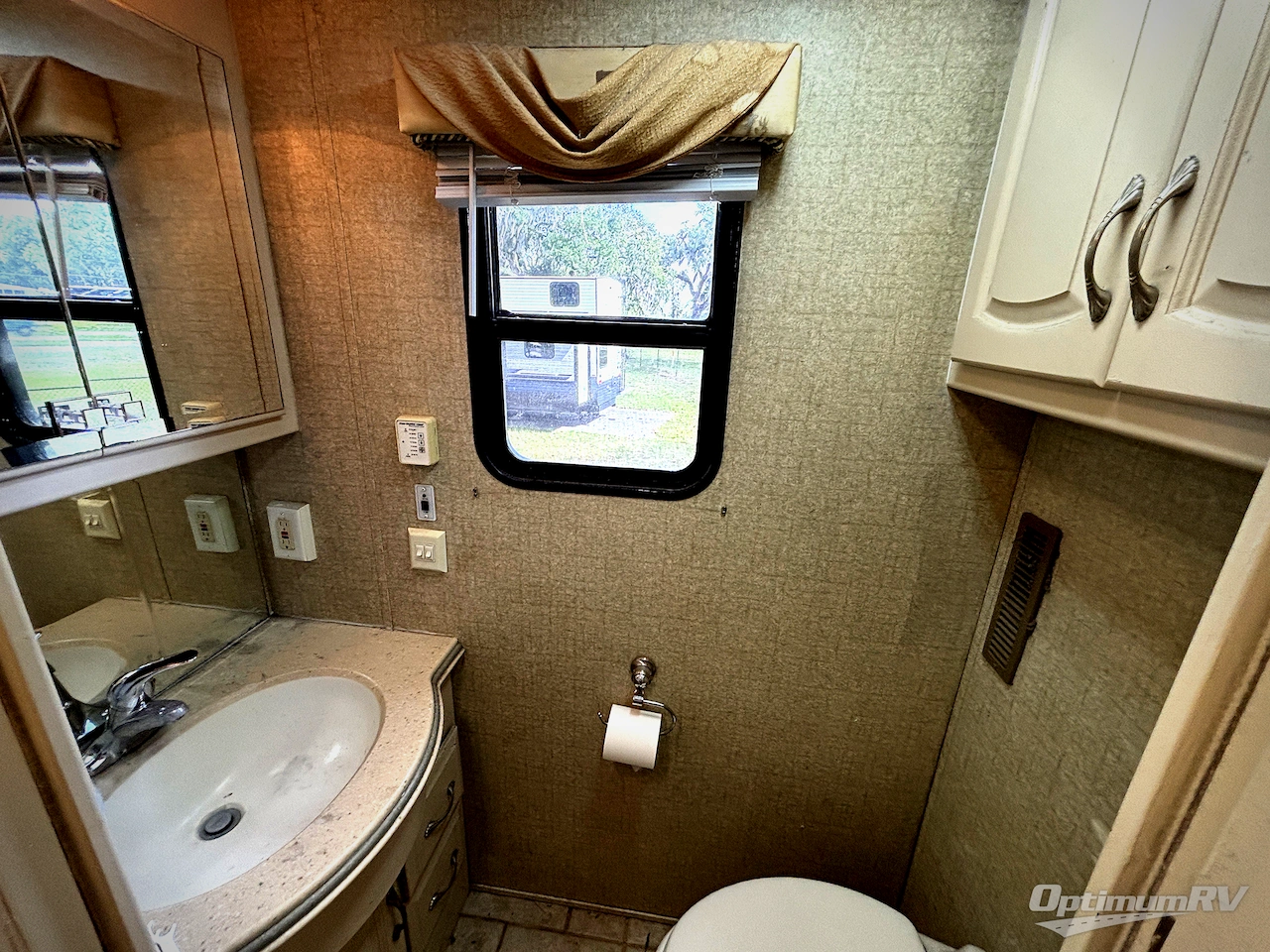 2005 Newmar Mountain Aire Diesel 4018 SPARTAN Photo 14