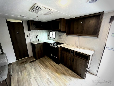 2022 Coachmen Clipper 262BHS RV Photo 2