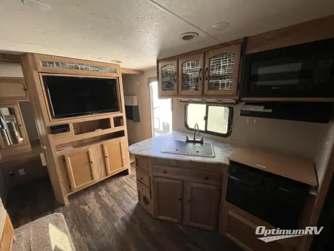 2018 Coachmen Freedom Express 231RBDS RV Photo 3
