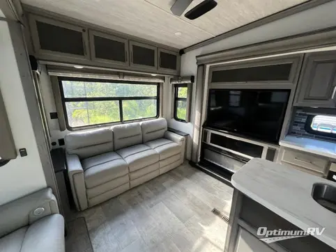 2020 Keystone Montana Legacy 3120RL RV Photo 2