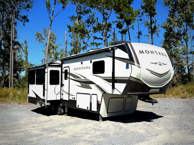 2020 Keystone Montana Legacy 3120RL RV Photo 1