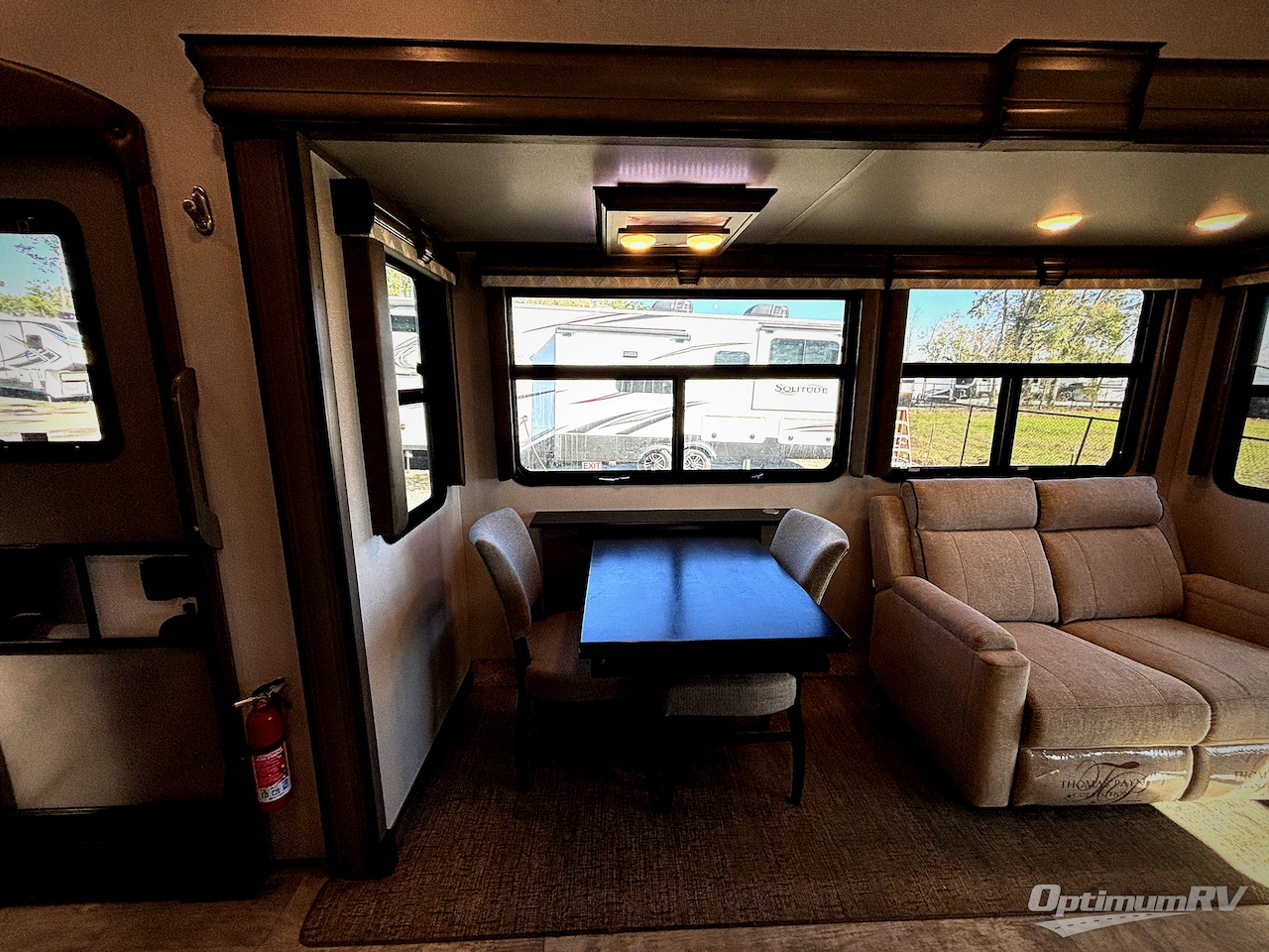 2020 Keystone Montana Legacy 3120RL Photo 5