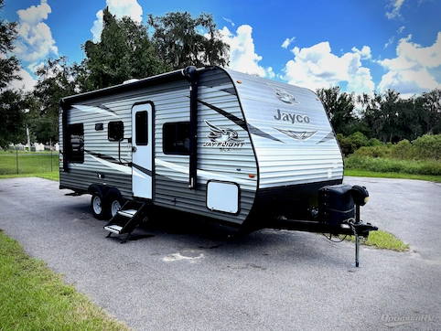 Used 2021 Jayco Jay Flight 212QB Featured Photo