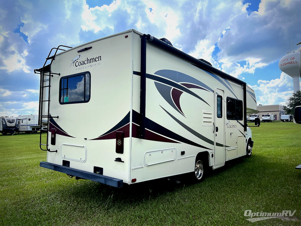 2018 Coachmen Freelander 26RS Ford 350 Photo 3