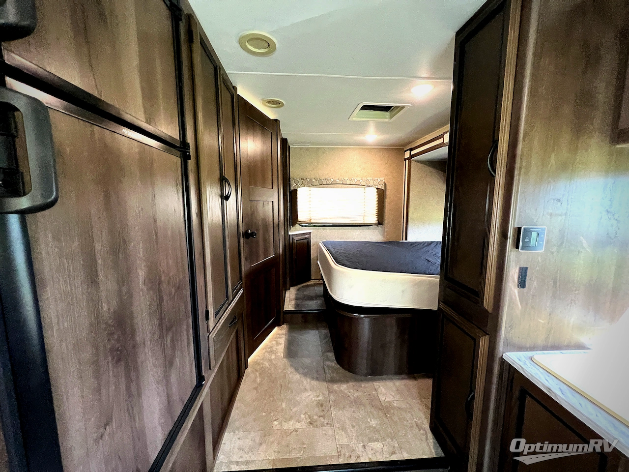 2018 Coachmen Freelander 26RS Ford 350 Photo 15