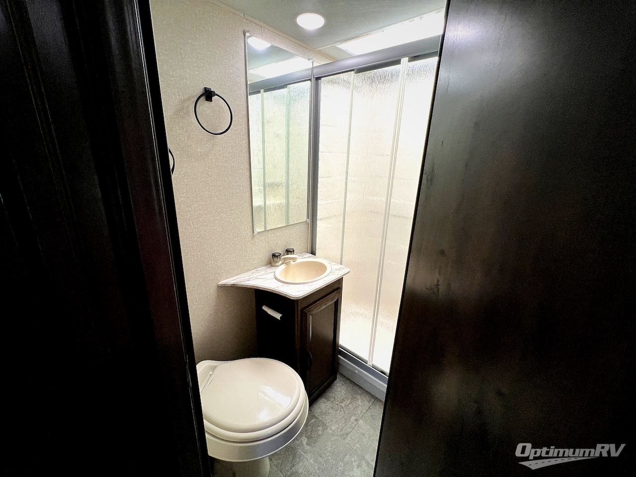 2018 Coachmen Freelander 26RS Ford 350 Photo 17